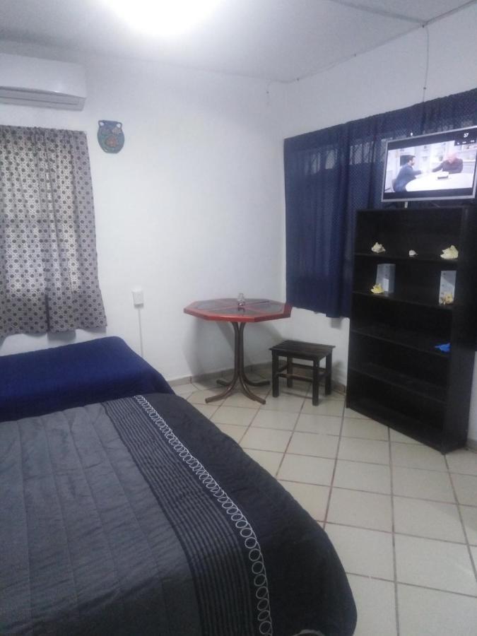 Habitaciones-Comodas-Aire-Wifi-Tv-Cerca De Playa-!!Excelente Precio II Manzanillo Buitenkant foto