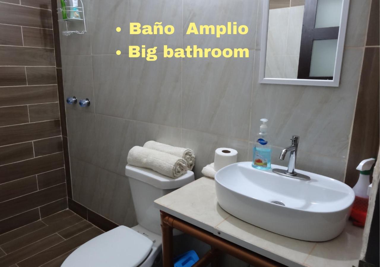 Habitaciones-Comodas-Aire-Wifi-Tv-Cerca De Playa-!!Excelente Precio II Manzanillo Buitenkant foto